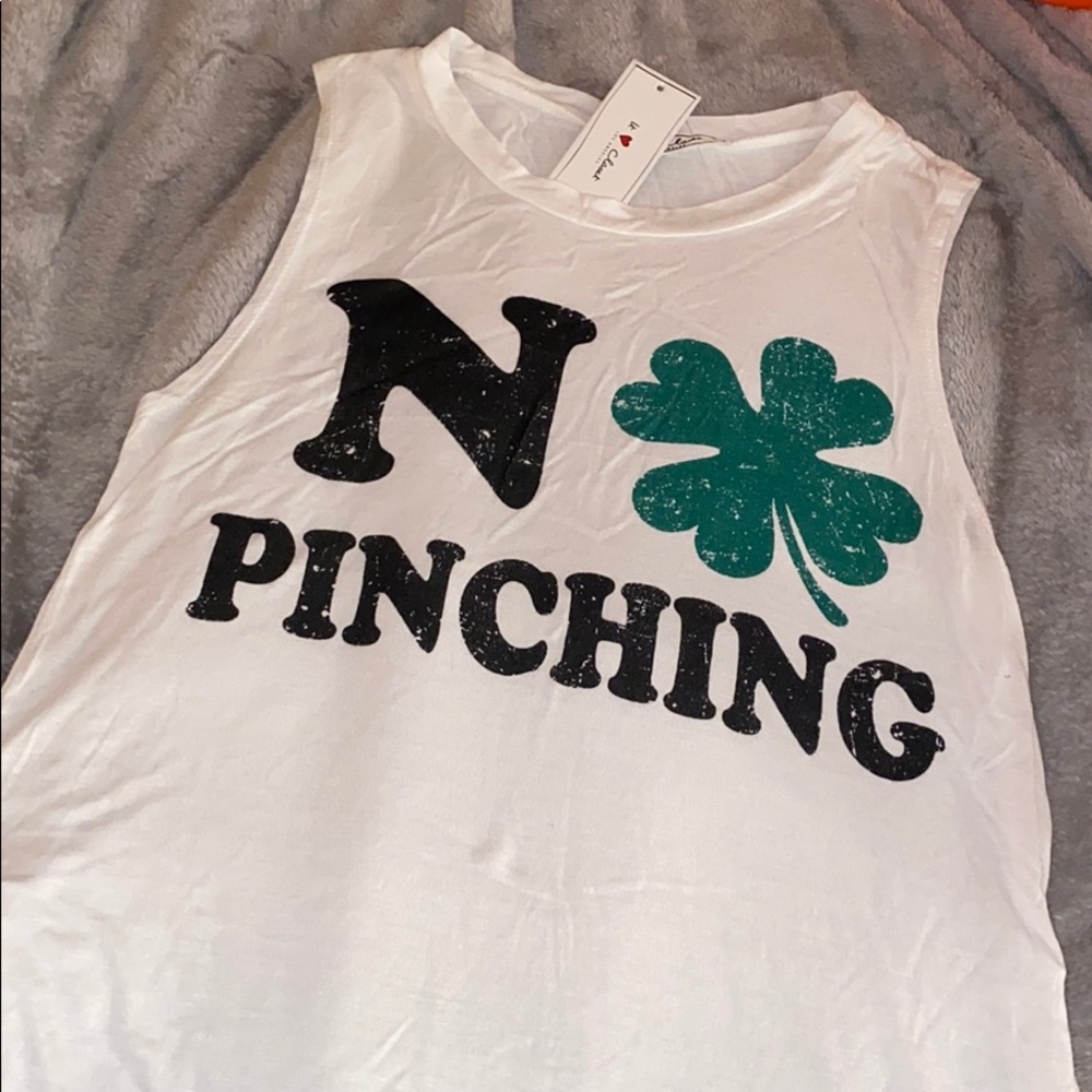 Muscle tee ! No pinching
